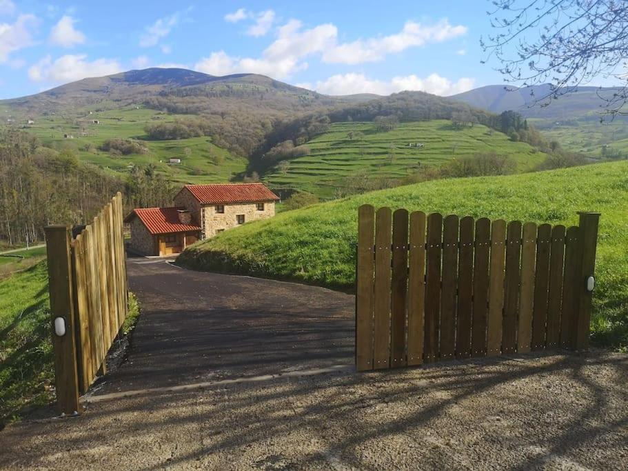 Casa Rural Los Riveros De Jeromo Selaya Екстериор снимка