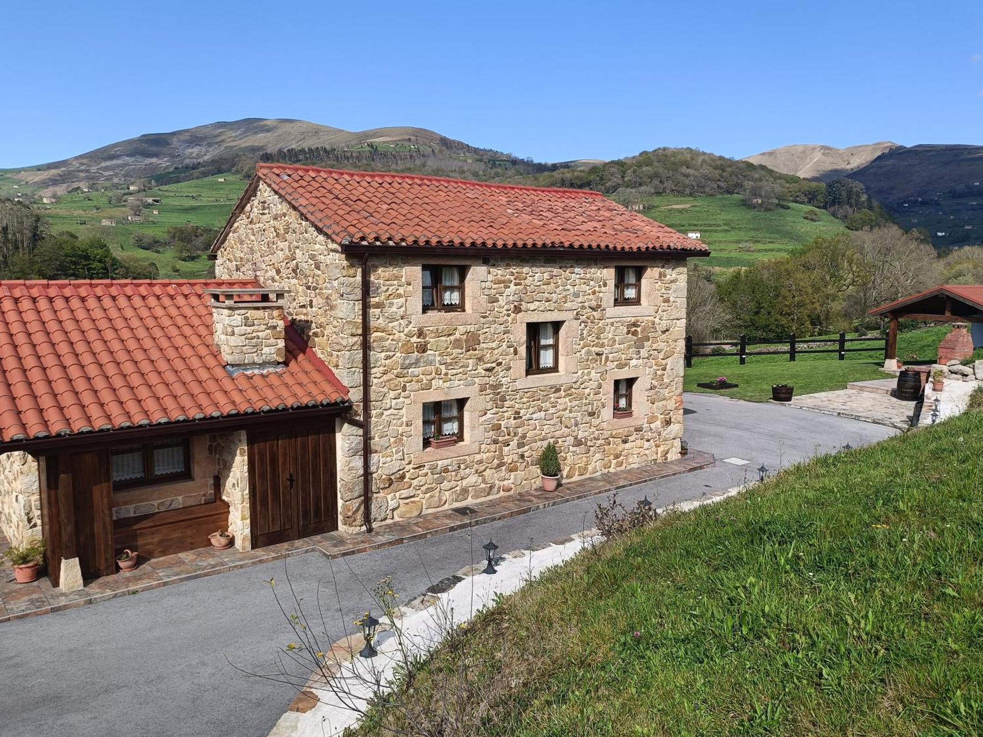 Casa Rural Los Riveros De Jeromo Selaya Екстериор снимка